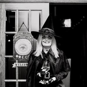 Meet your Posher, Susan